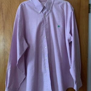 Brooks Brothers button down pale purple with logo.
Suze XL